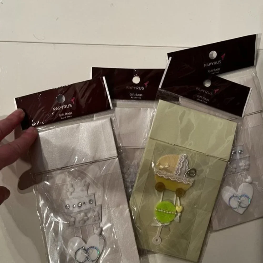Gift Bags - 4 Small Wedding and New‎ Baby (new)